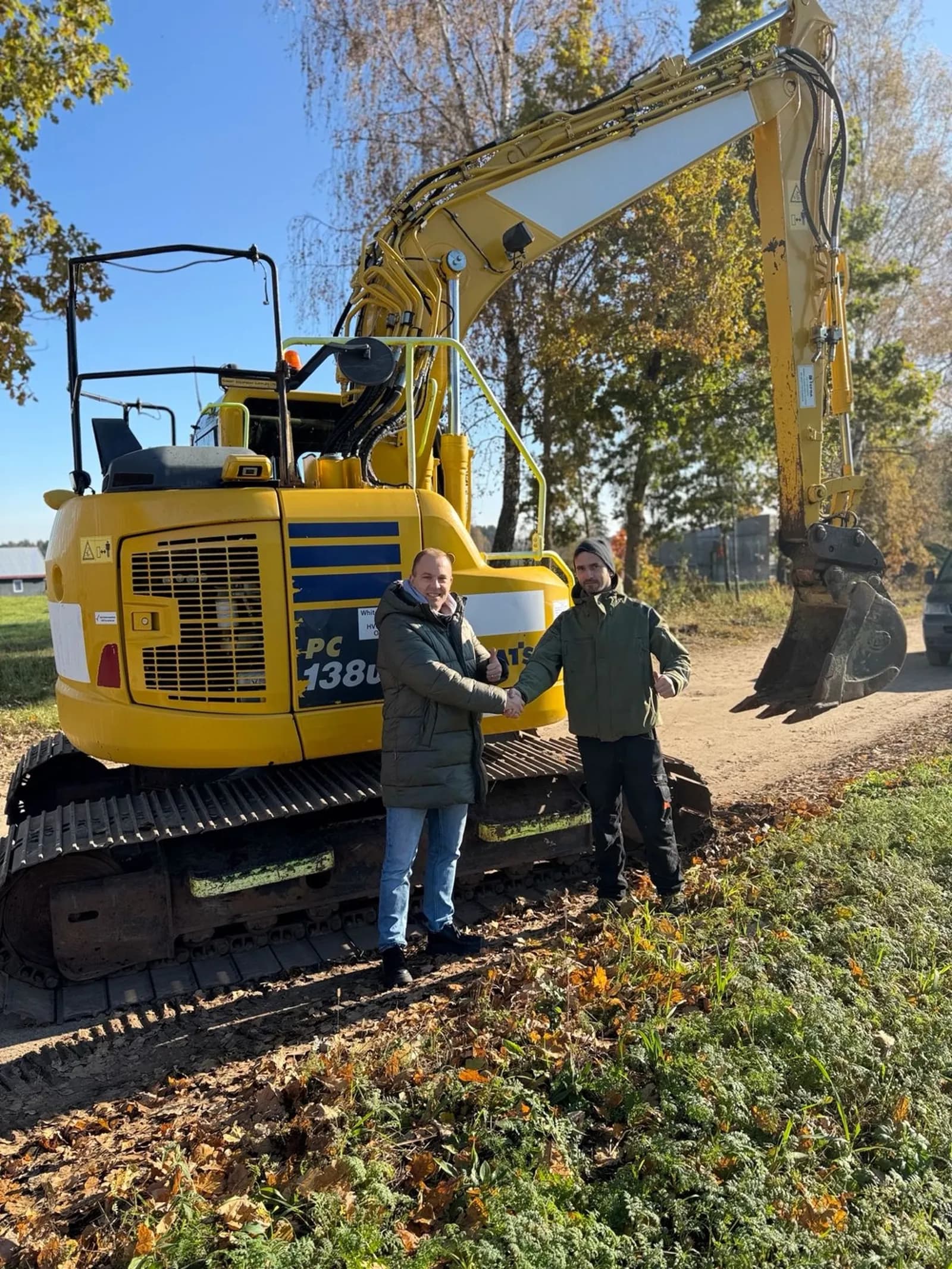 AGRORIG LTD team and machinery