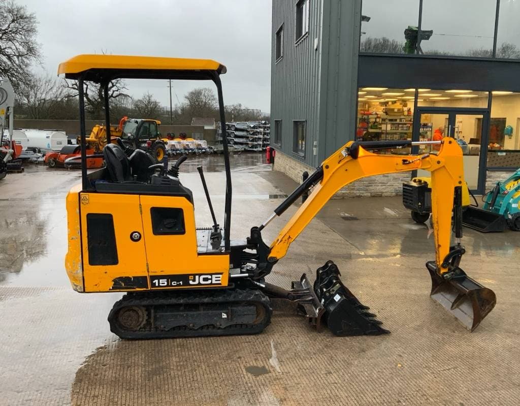 JCB 15 C-1 - thumbnail 6