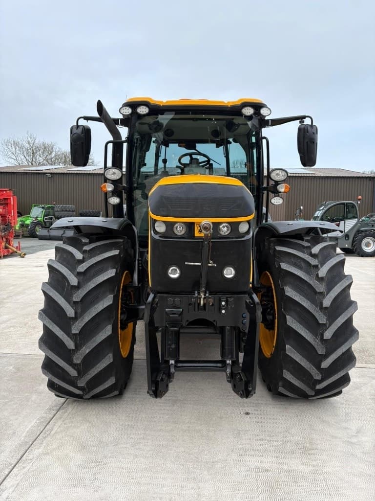 JCB Fastrac 4220 - thumbnail 3