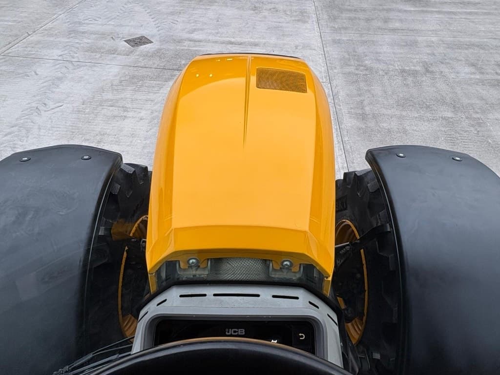 JCB Fastrac 4220 - thumbnail 7