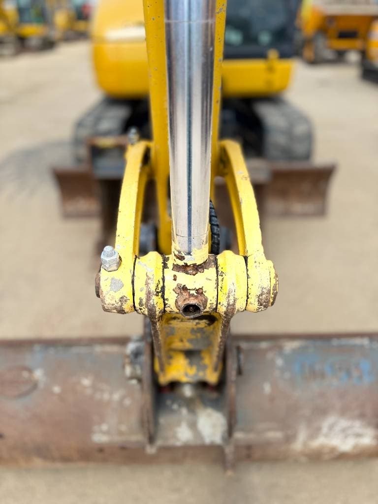 Komatsu PC 80 MR-5 - thumbnail 15