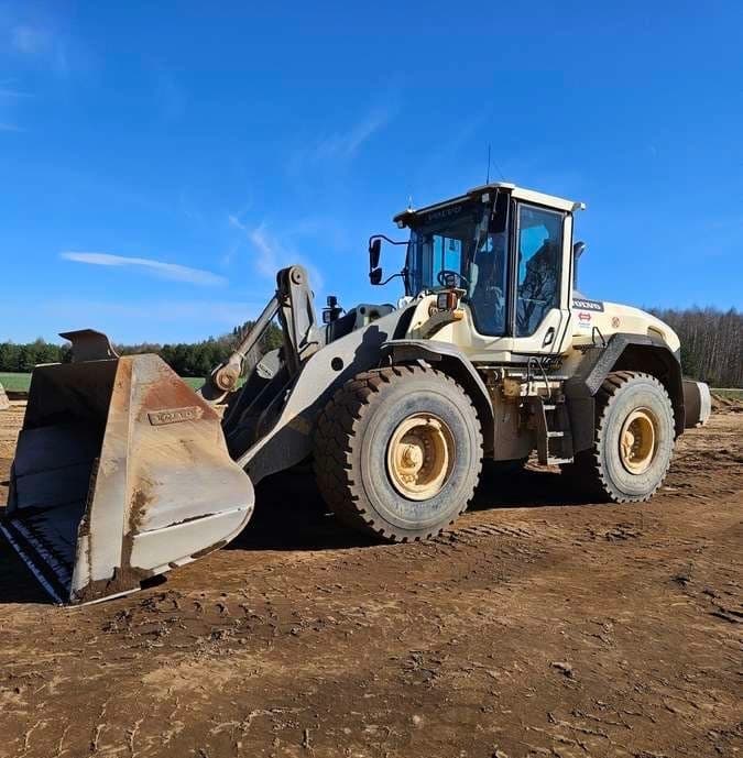 Volvo L 120 G - thumbnail 3