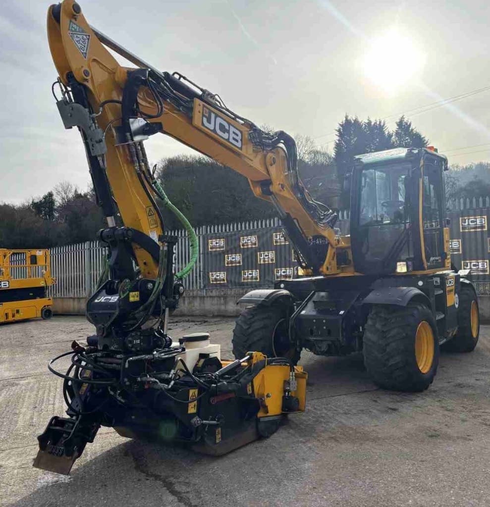 JCB Hydradig 110W (Pothole Pro spec)
